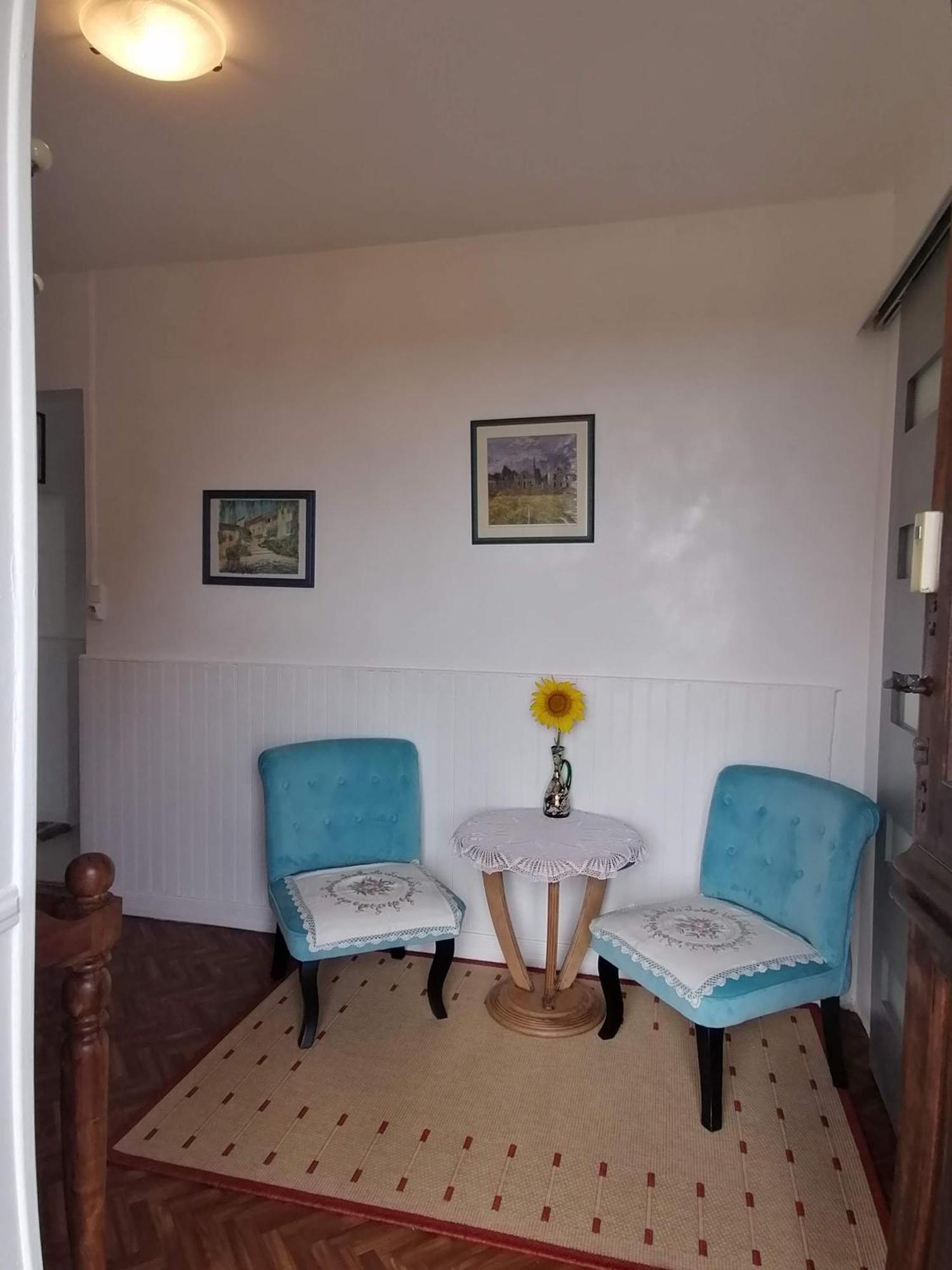 Gite 4 Pers, Jacuzzi, Piscine, Proche Futuroscope, Calme Et Nature A La Roche Posay לה רוש-פוזה מראה חיצוני תמונה